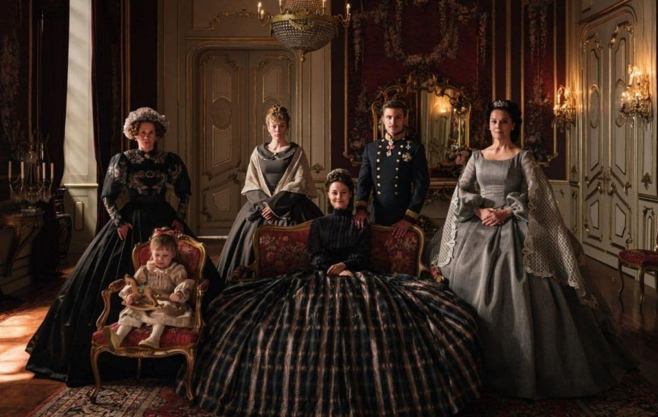 family-photo-img