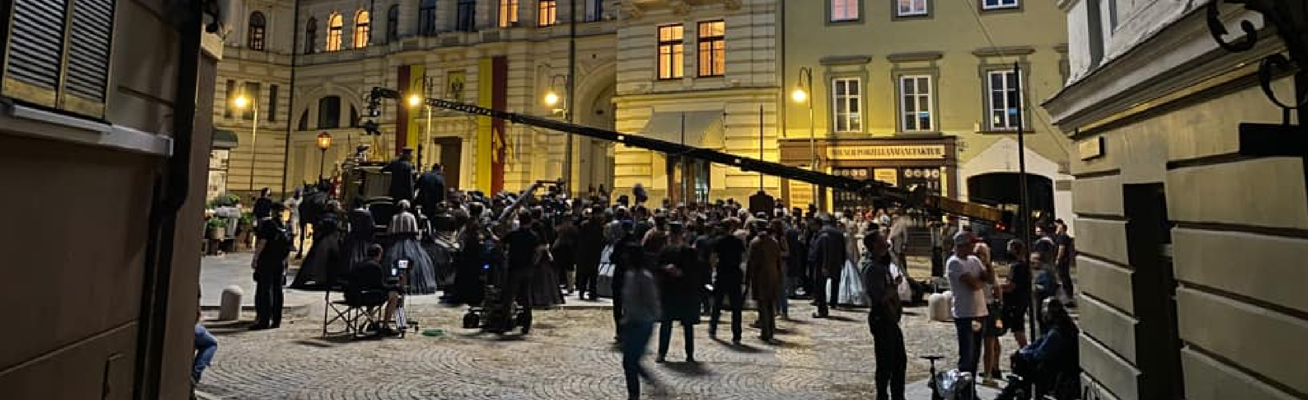 film-set-img